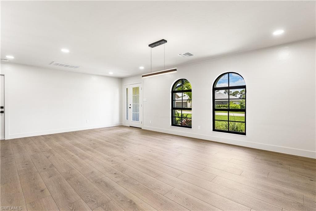 1911 Princess CT, NAPLES FL 34110-5