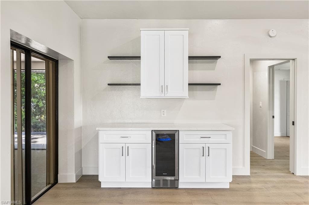 1911 Princess CT, NAPLES FL 34110-11