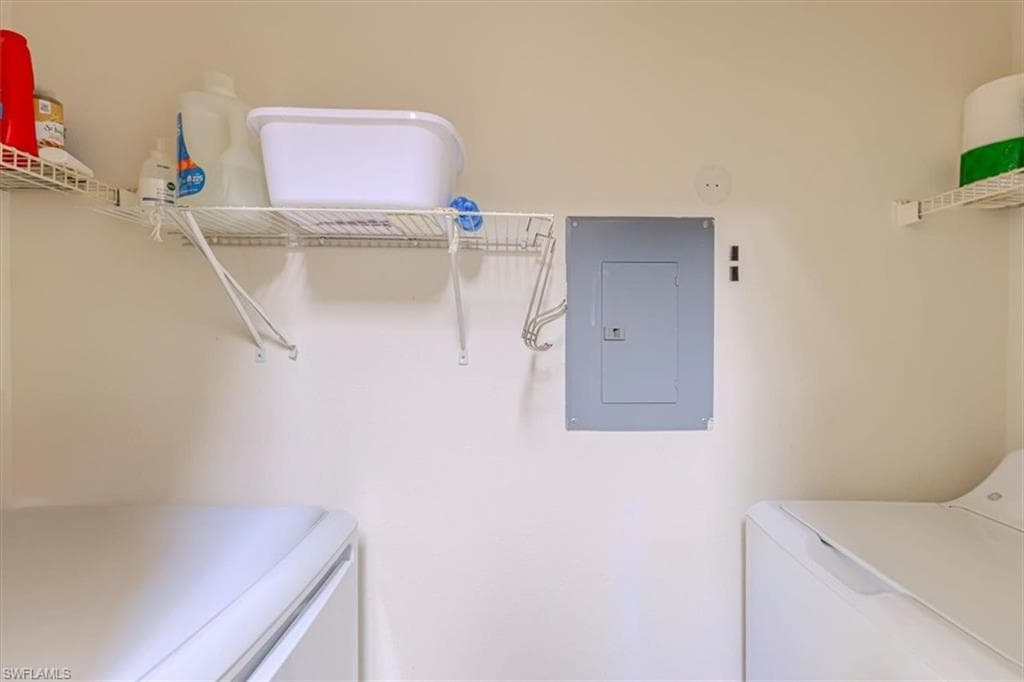 2202 ARBOUR WALK CIR # 2124, NAPLES FL 34109-12