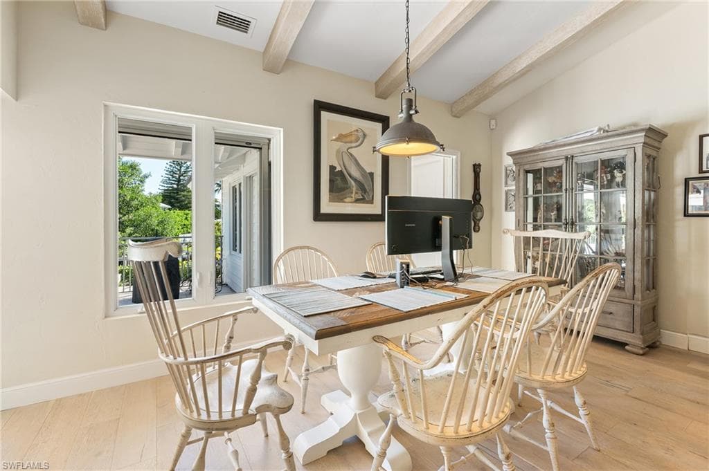 5042 Seahorse AVE, NAPLES FL 34103-30