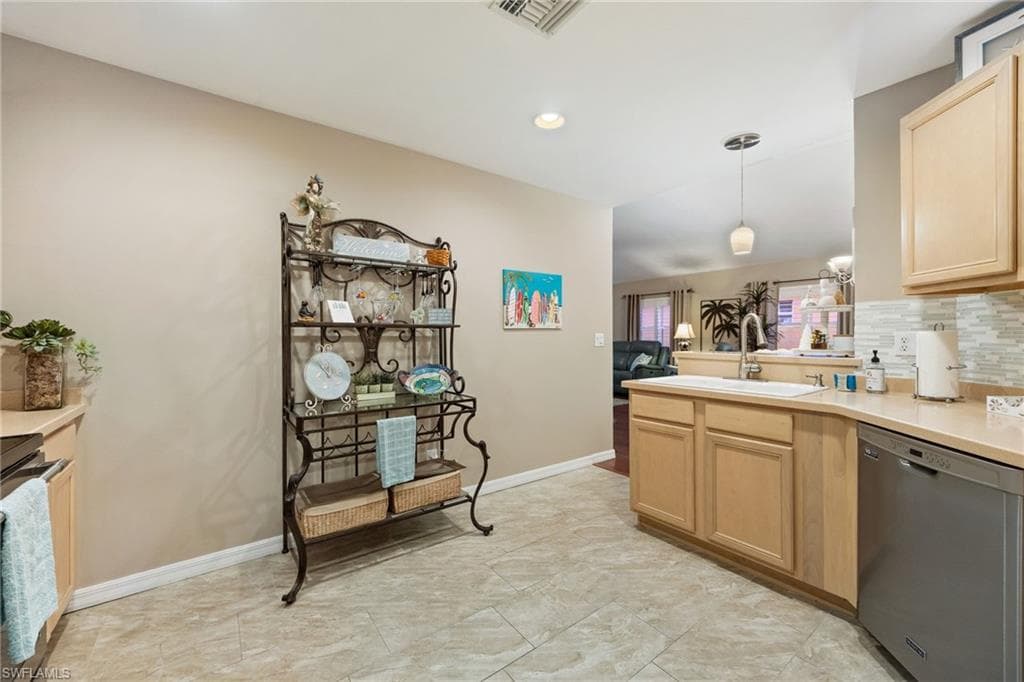 9281 Aegean CIR, LEHIGH ACRES FL 33936-9
