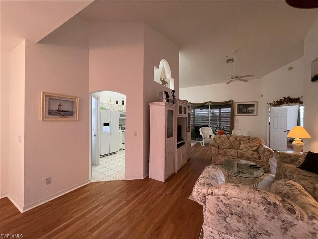 25232 Pelican Creek CIR # 202, BONITA SPRINGS FL 34134-10