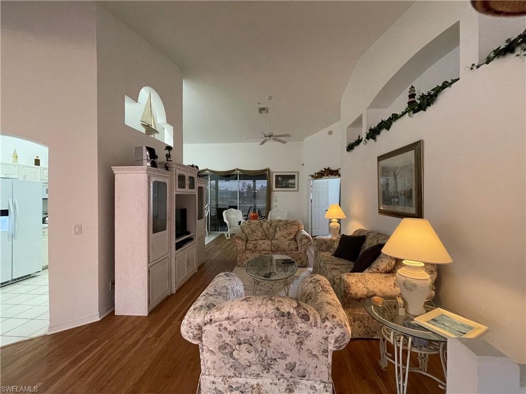 25232 Pelican Creek CIR # 202, BONITA SPRINGS FL 34134-7