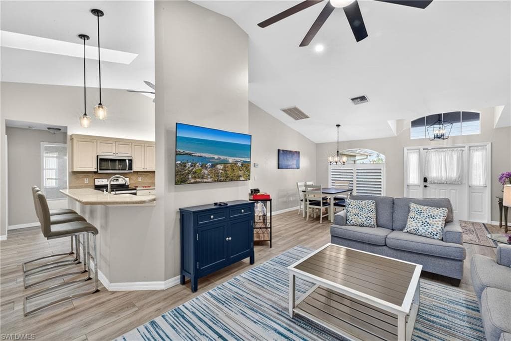 1738 NW 24th PL, CAPE CORAL FL 33993-8