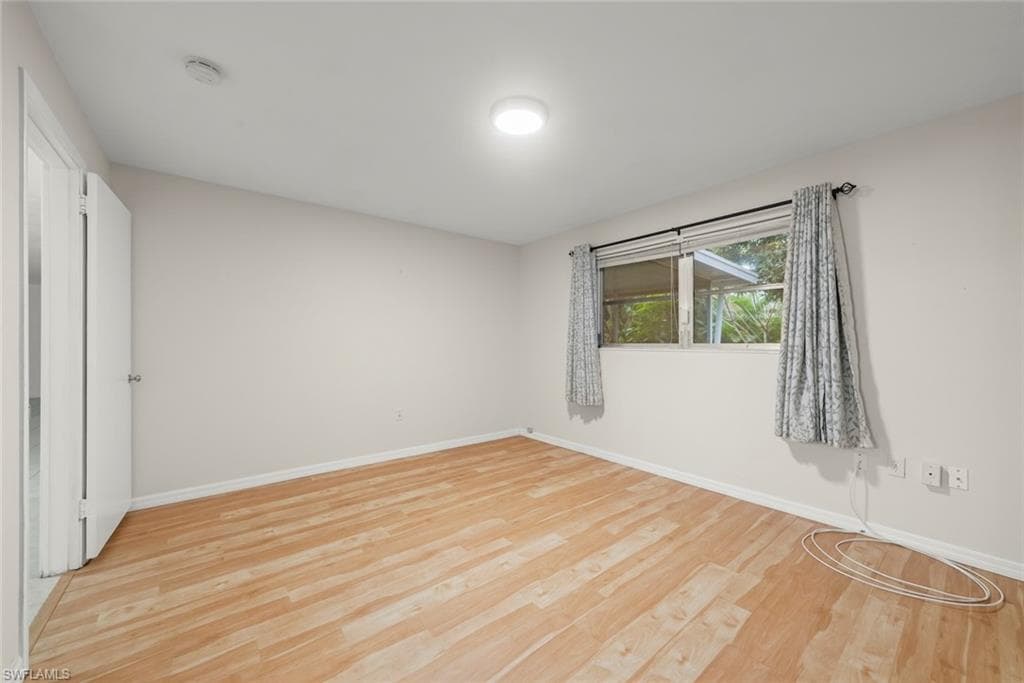 2285 Sunrise BLVD, FORT MYERS FL 33907-22