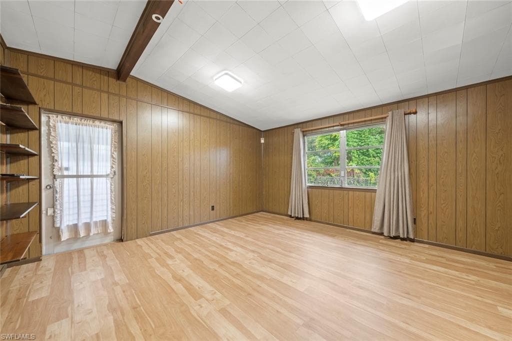 2285 Sunrise BLVD, FORT MYERS FL 33907-25