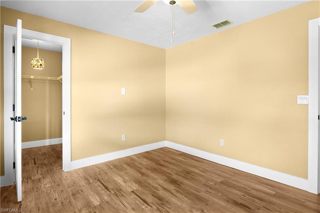 13520 Island RD, FORT MYERS FL 33905-21