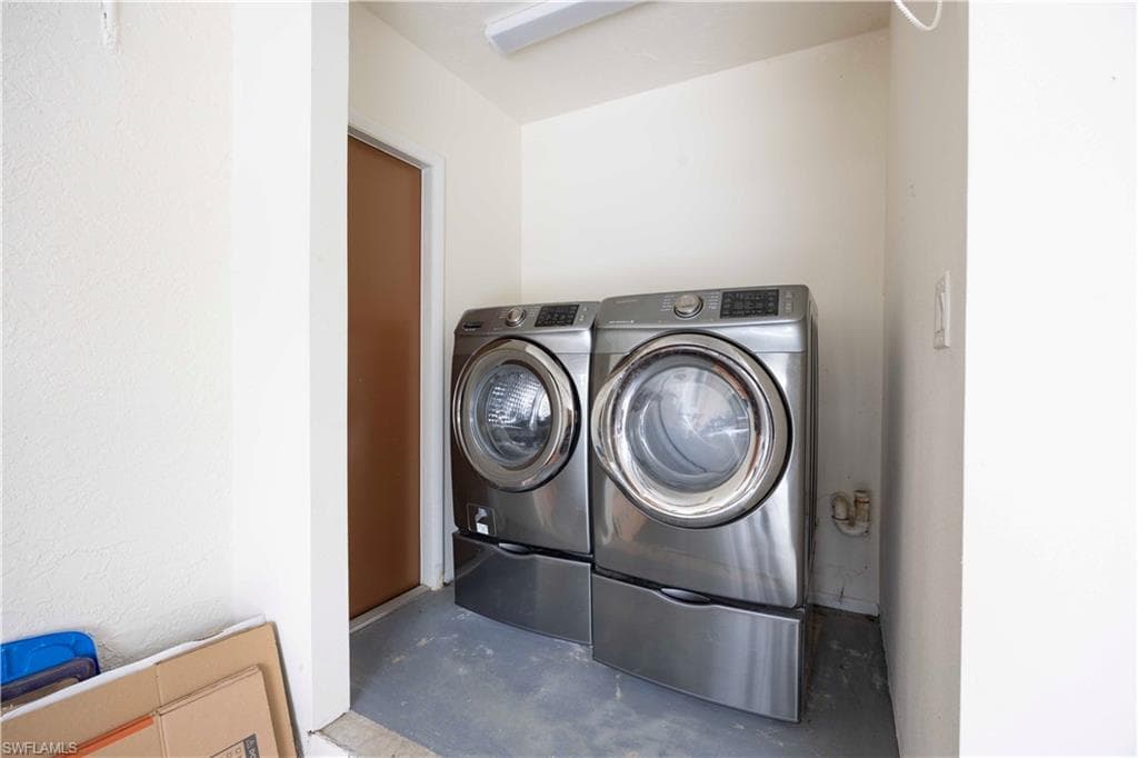 13520 Island RD, FORT MYERS FL 33905-38