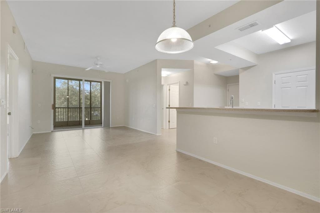 9025 Colby DR # 2111, FORT MYERS FL 33919-8