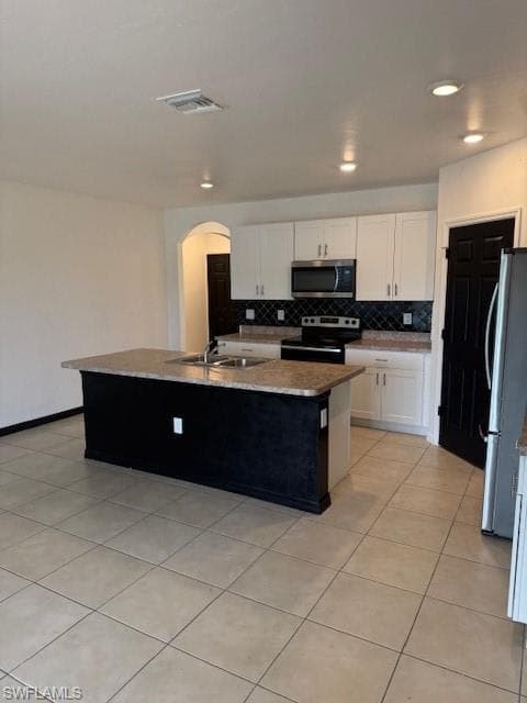 8046 Gopher Tortoise TRL, LEHIGH ACRES FL 33972-10