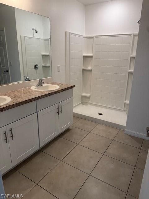 8046 Gopher Tortoise TRL, LEHIGH ACRES FL 33972-7