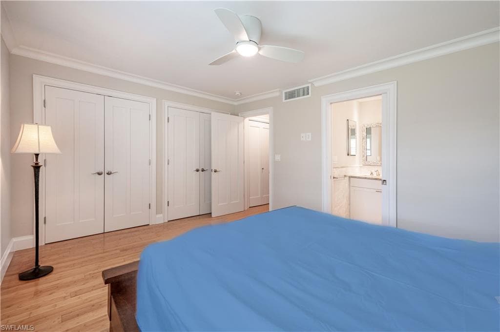 800 RIVER POINT DR # 207, NAPLES FL 34102-37