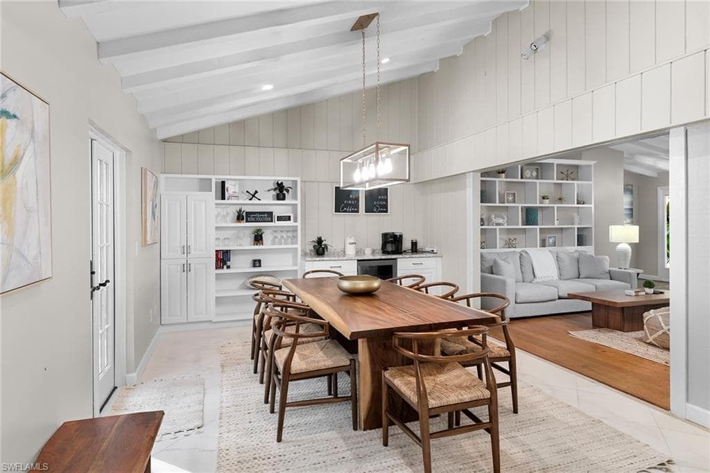 110 Palm River BLVD, NAPLES FL 34110-6