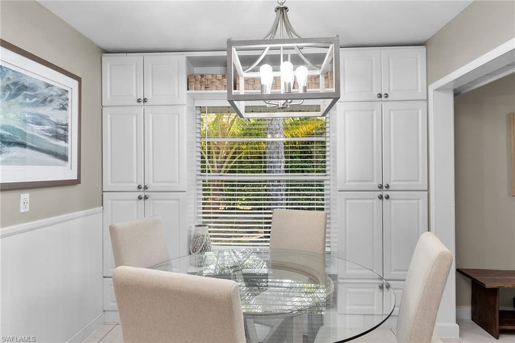 110 Palm River BLVD, NAPLES FL 34110-4