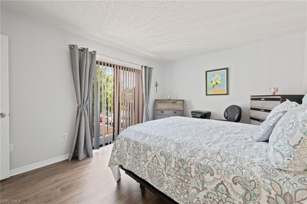 5210 Cedarbend DR # 4, FORT MYERS FL 33919-20