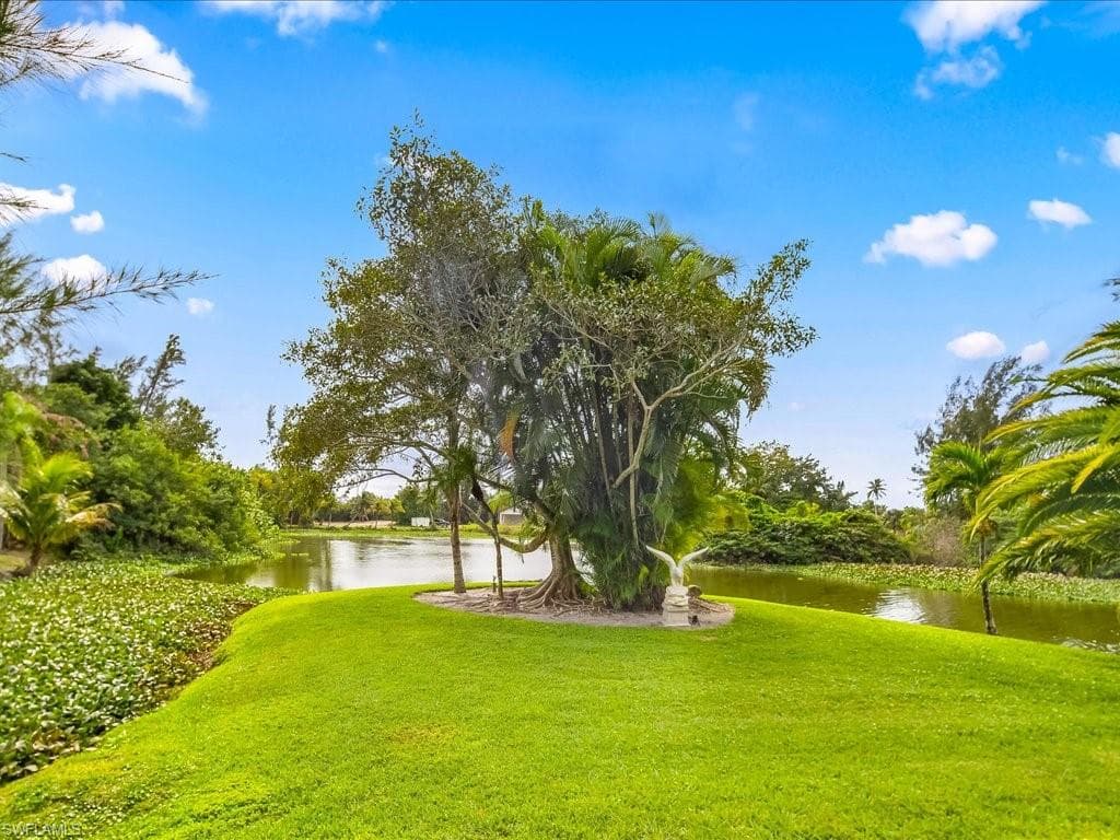 24885 Trost BLVD, BONITA SPRINGS FL 34135-15