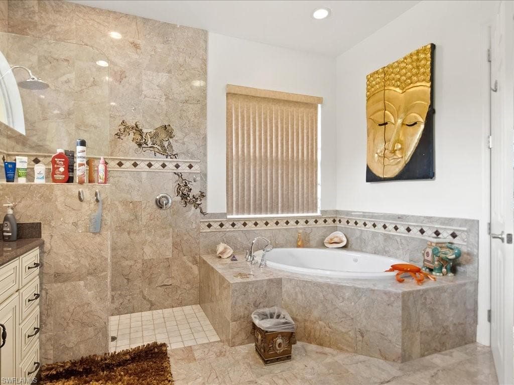24885 Trost BLVD, BONITA SPRINGS FL 34135-32