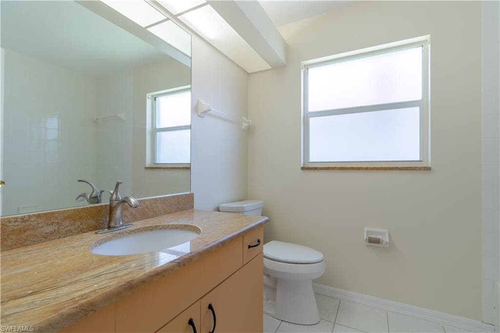 177 Sabal Lake DR, NAPLES FL 34104-14