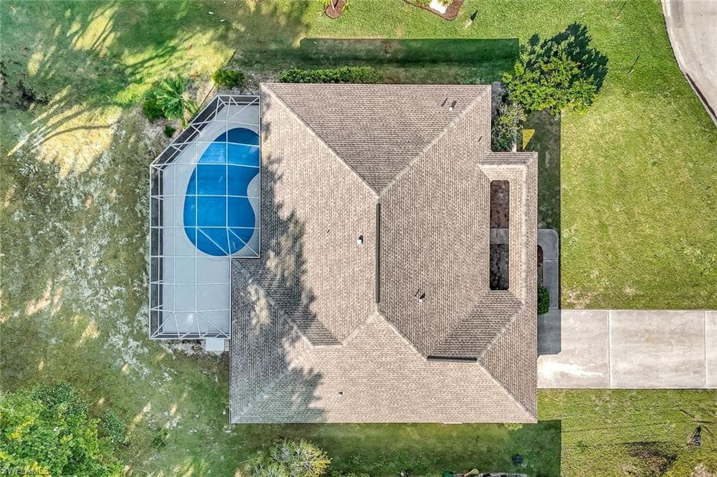 307 Country Club DR, NAPLES FL 34110-10