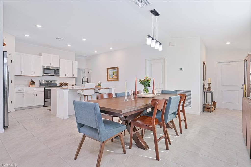 12152 Amber Waves RD, LEHIGH ACRES FL 33974-5