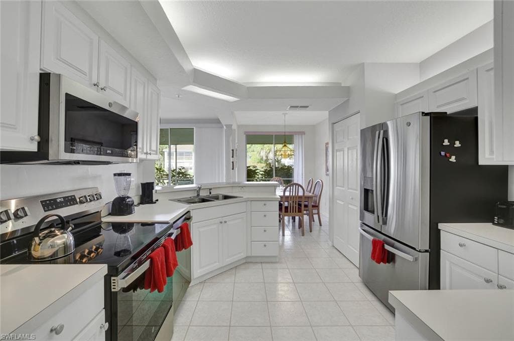 6883 Redbay Park RD # 102, NAPLES FL 34109-6