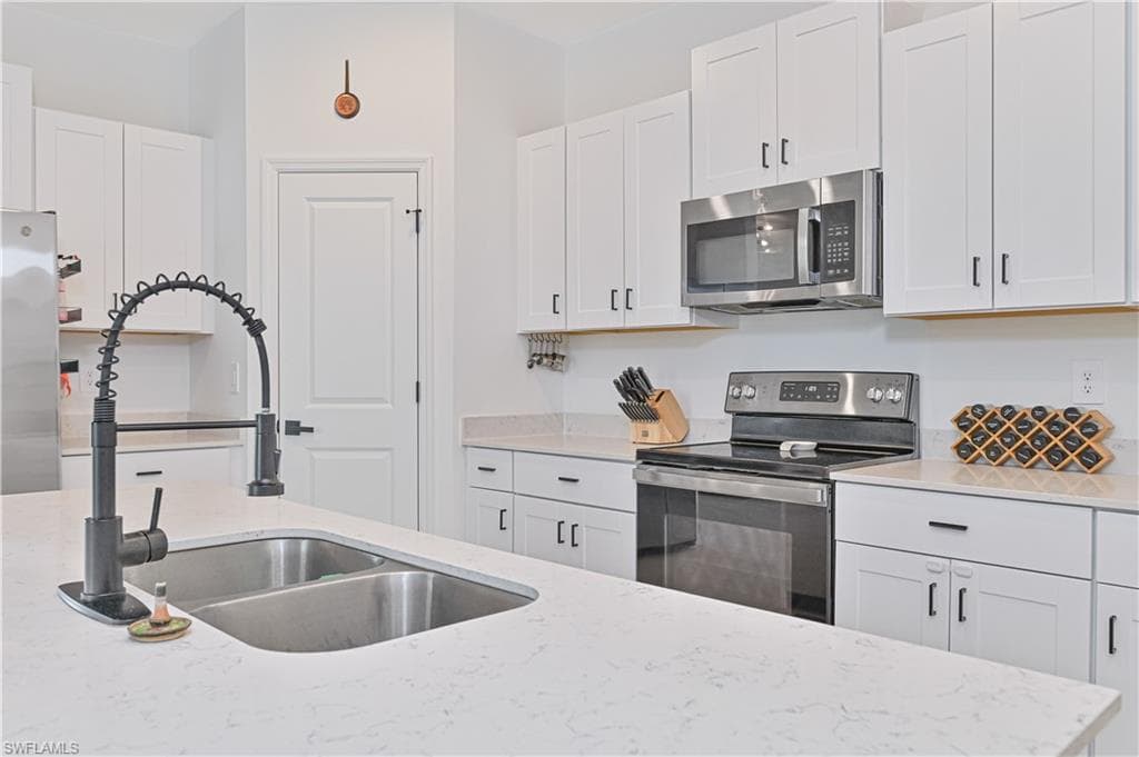 12152 Amber Waves RD, LEHIGH ACRES FL 33974-16