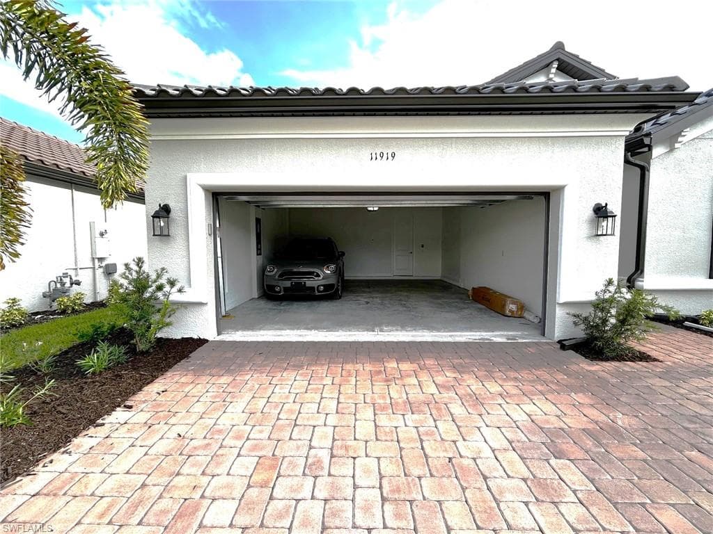 11919 Noveli CT, FORT MYERS FL 33913-17