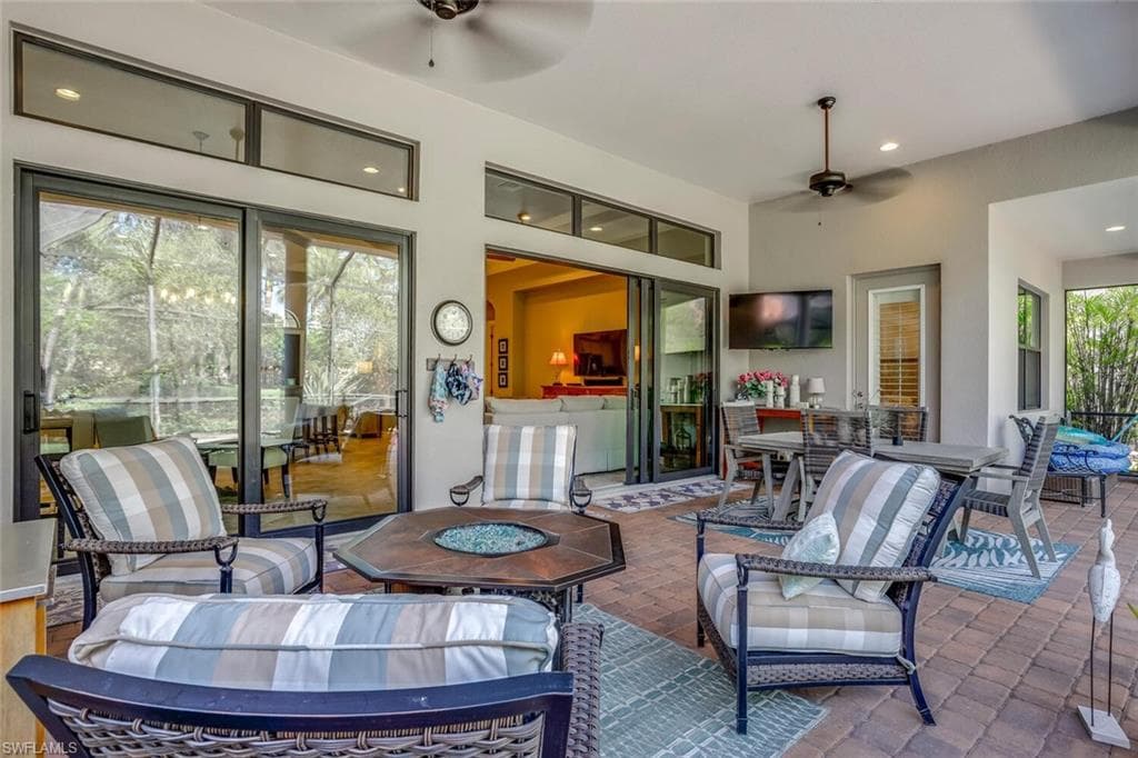 7315 Lantana CIR N, NAPLES FL 34119-16