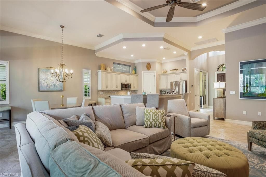 7315 Lantana CIR N, NAPLES FL 34119-4