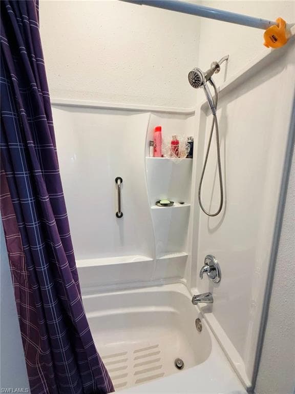 26130 Colony RD, BONITA SPRINGS FL 34135-20