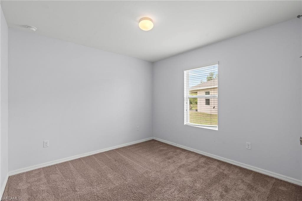 2709 Loreto CT, CAPE CORAL FL 33909-17