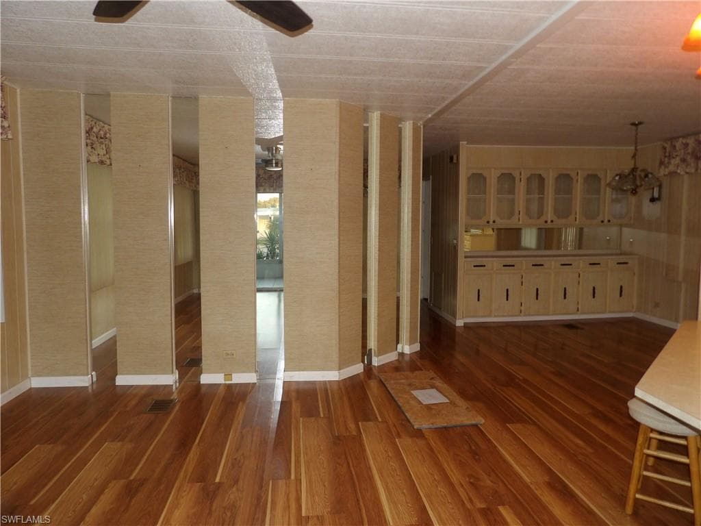 250 Shrub LN N, NORTH FORT MYERS FL 33917-4