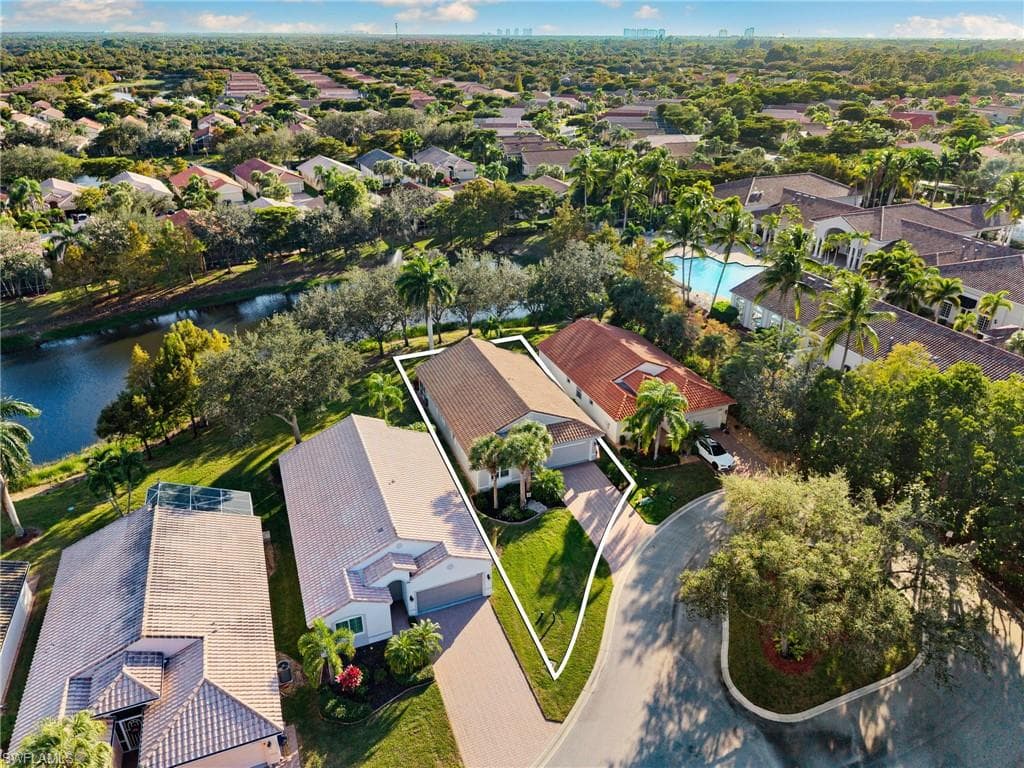 20016 Castlemaine AVE, ESTERO FL 33928-35