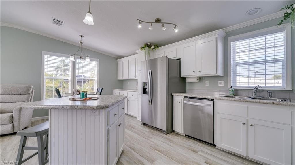 5321 White Sky CIR, FORT MYERS FL 33908-12