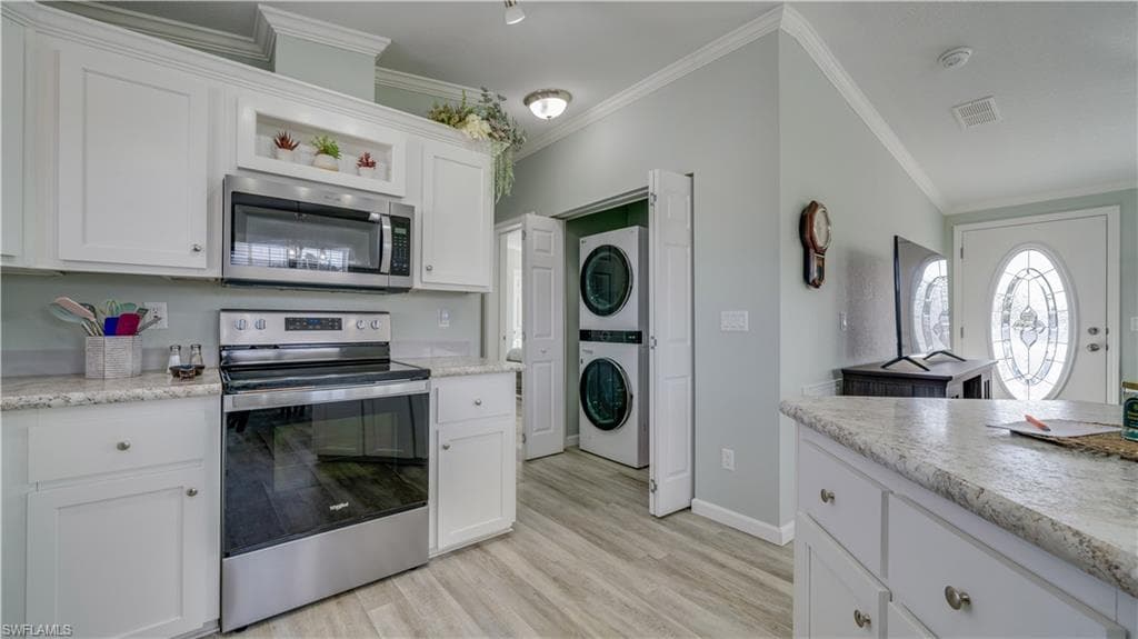 5321 White Sky CIR, FORT MYERS FL 33908-16