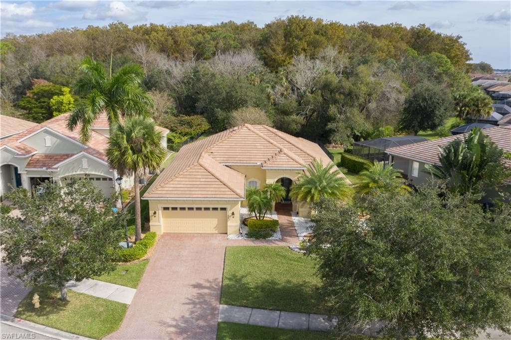 3296 Hampton BLVD, ALVA FL 33920-1