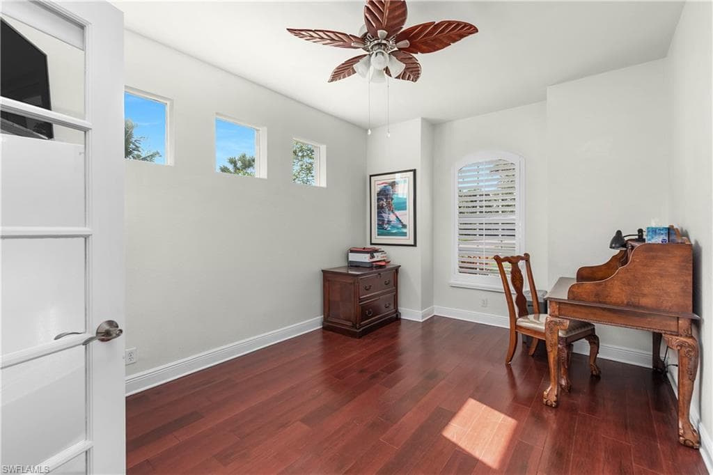 3296 Hampton BLVD, ALVA FL 33920-21