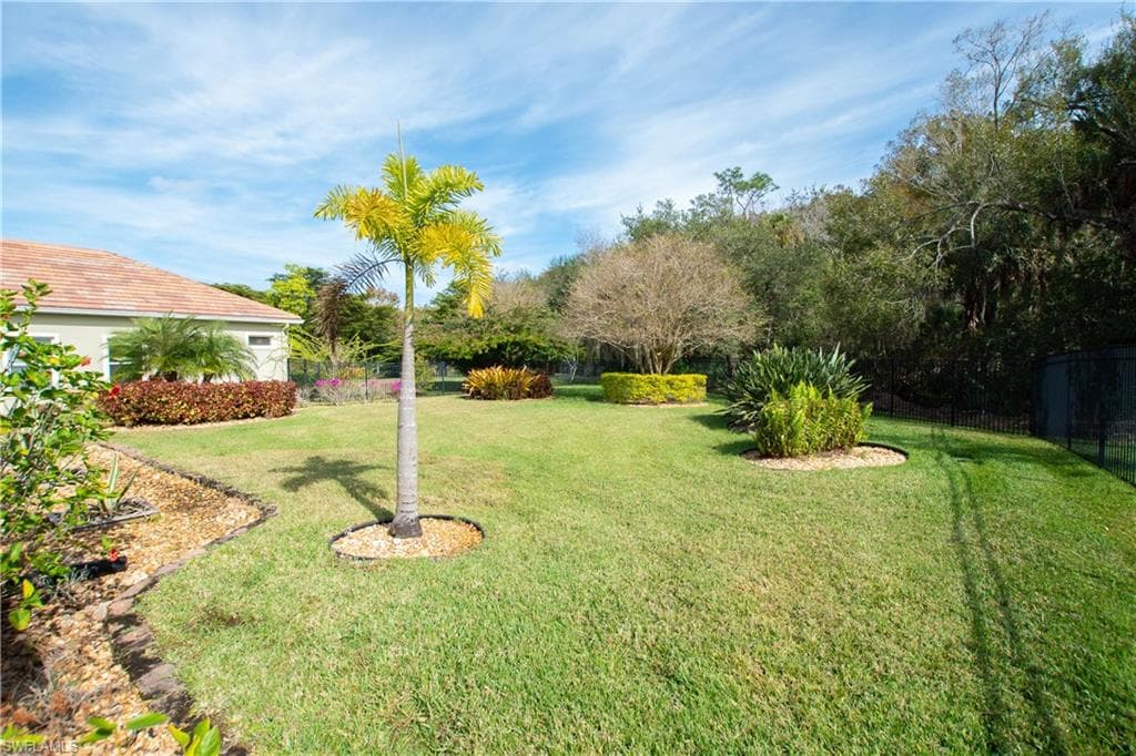 3296 Hampton BLVD, ALVA FL 33920-32