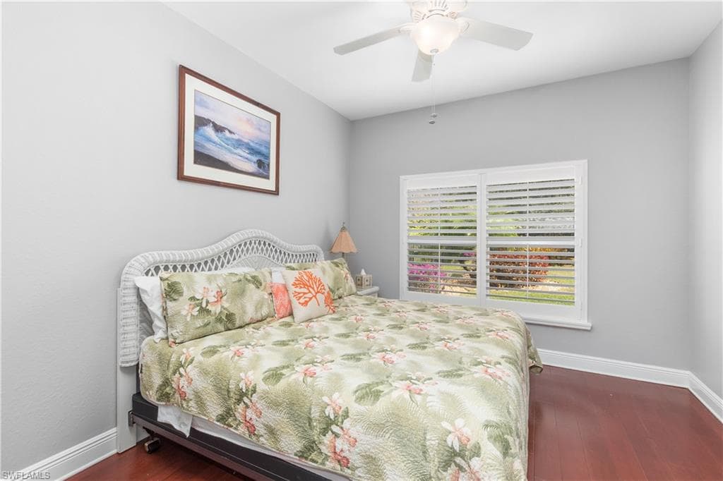 3296 Hampton BLVD, ALVA FL 33920-24