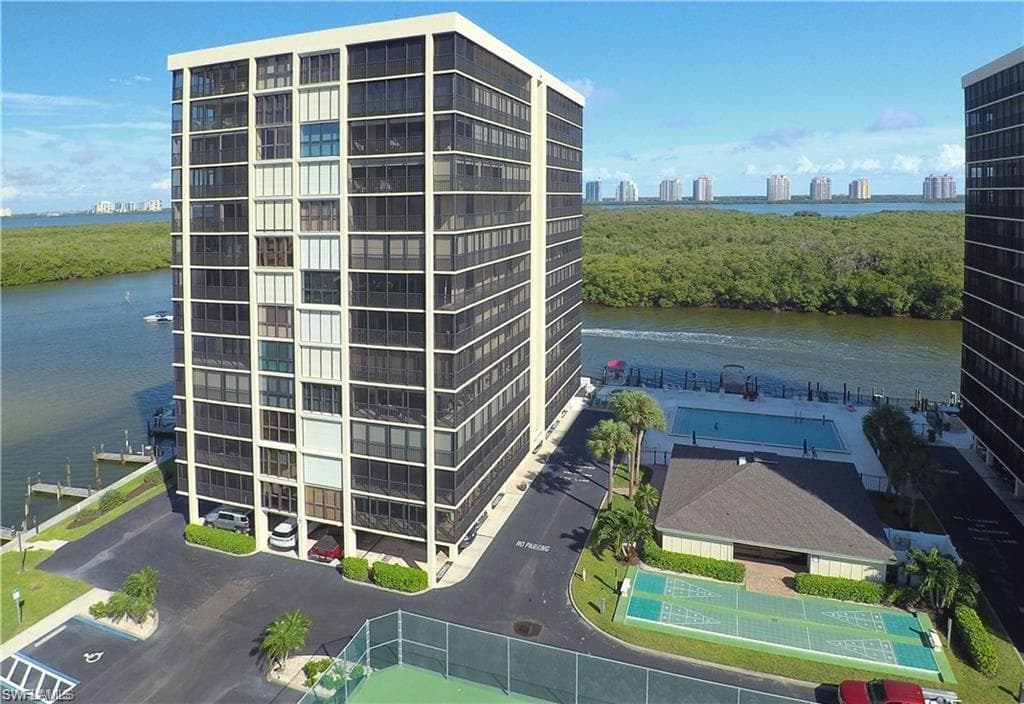 26225 Hickory BLVD # 4C, BONITA SPRINGS FL 34134-2