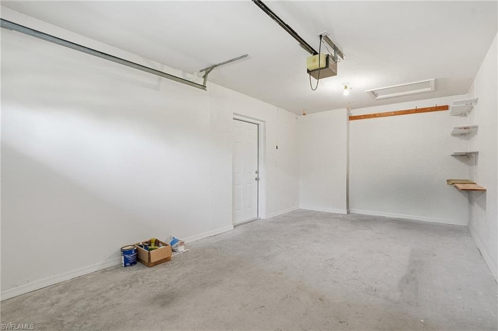 1032 Manor Lake DR # D204, NAPLES FL 34110-19