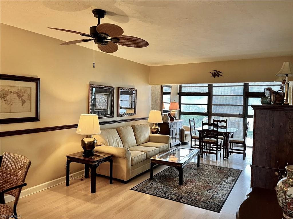 807 River Point DR # 304D, NAPLES FL 34102-2