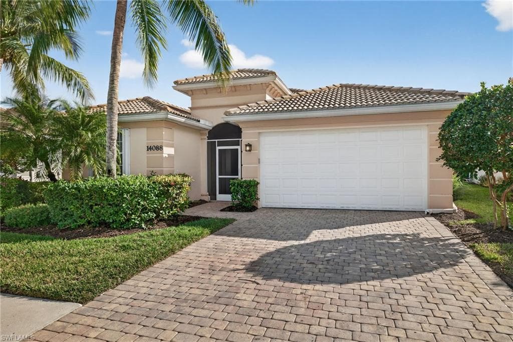 14088 Mirror CT, NAPLES FL 34114-1