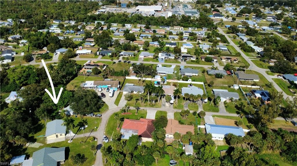 137 Dow LN, NORTH FORT MYERS FL 33917-41
