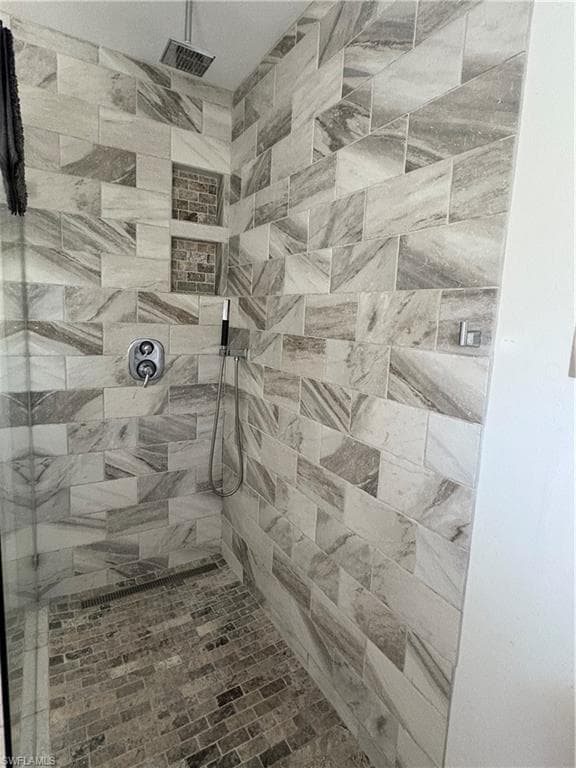 804 Bluebird ST, NAPLES FL 34104-6