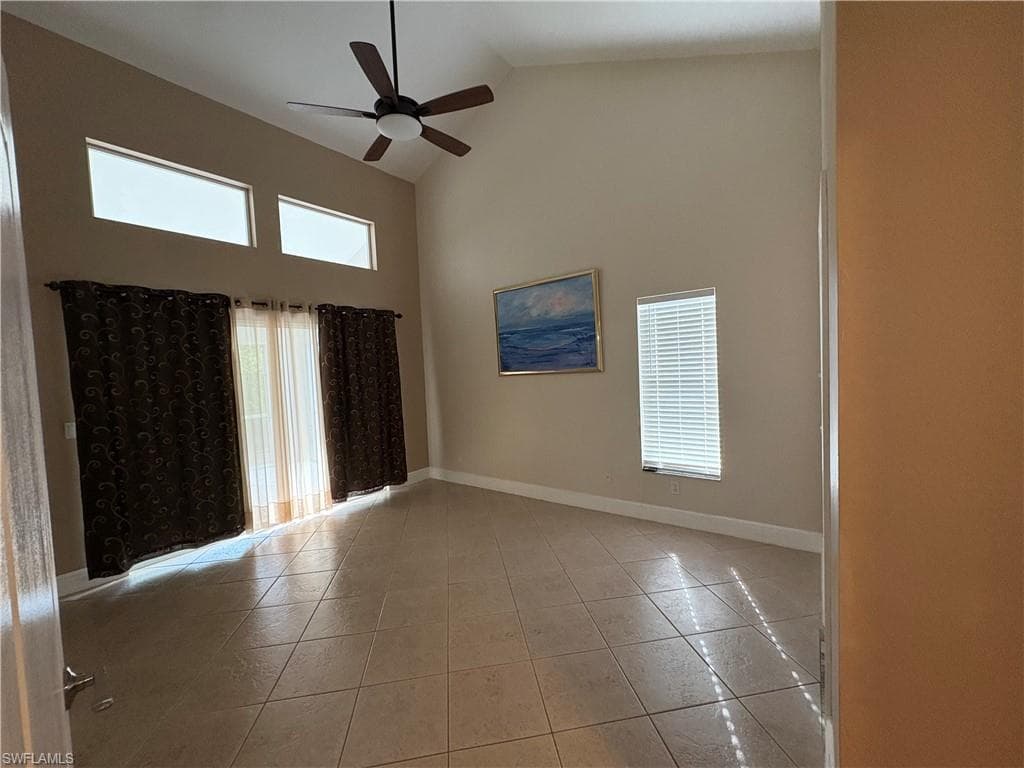 804 Bluebird ST, NAPLES FL 34104-13