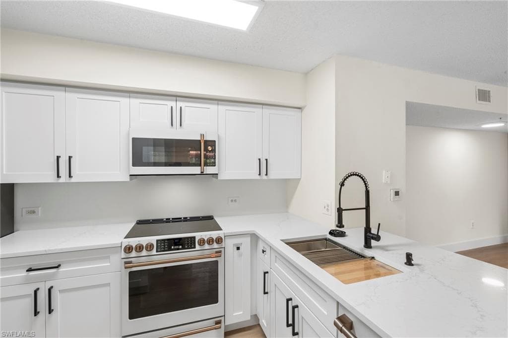 8950 Colonnades CT E # 815, BONITA SPRINGS FL 34135-14