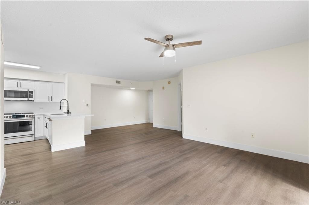 8950 Colonnades CT E # 815, BONITA SPRINGS FL 34135-10