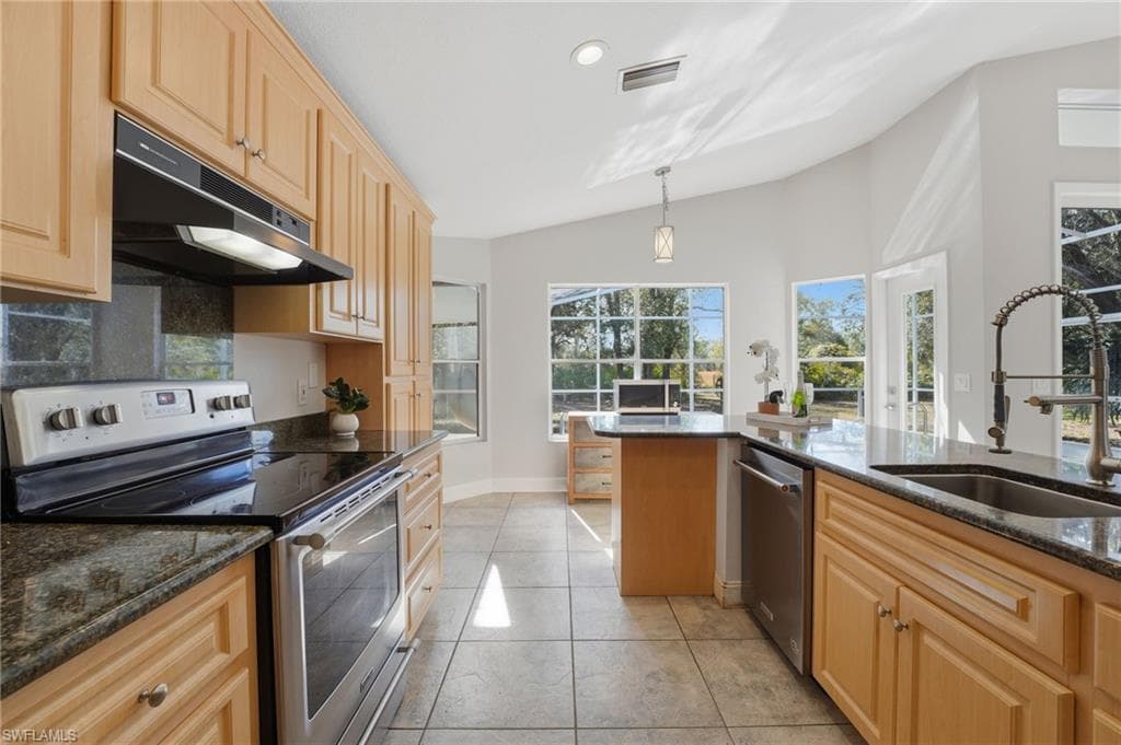 7283 SW Environmental Lab ST, ARCADIA FL 34266-9