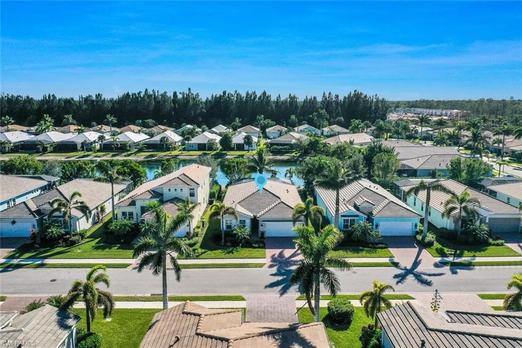 14662 Catamaran PL, NAPLES FL 34114-31